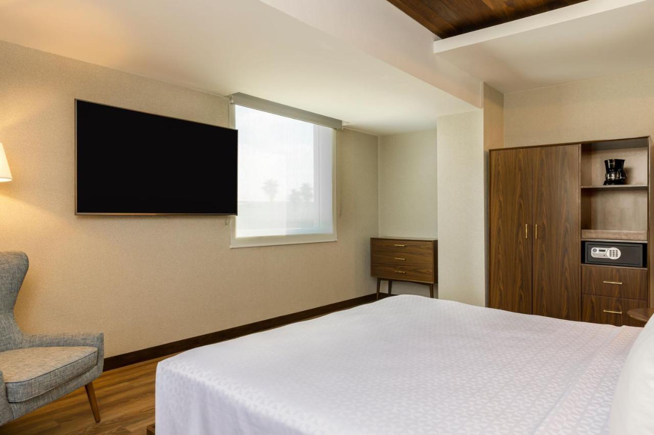 Four Points By Sheraton Monterrey Airport Аподака Экстерьер фото